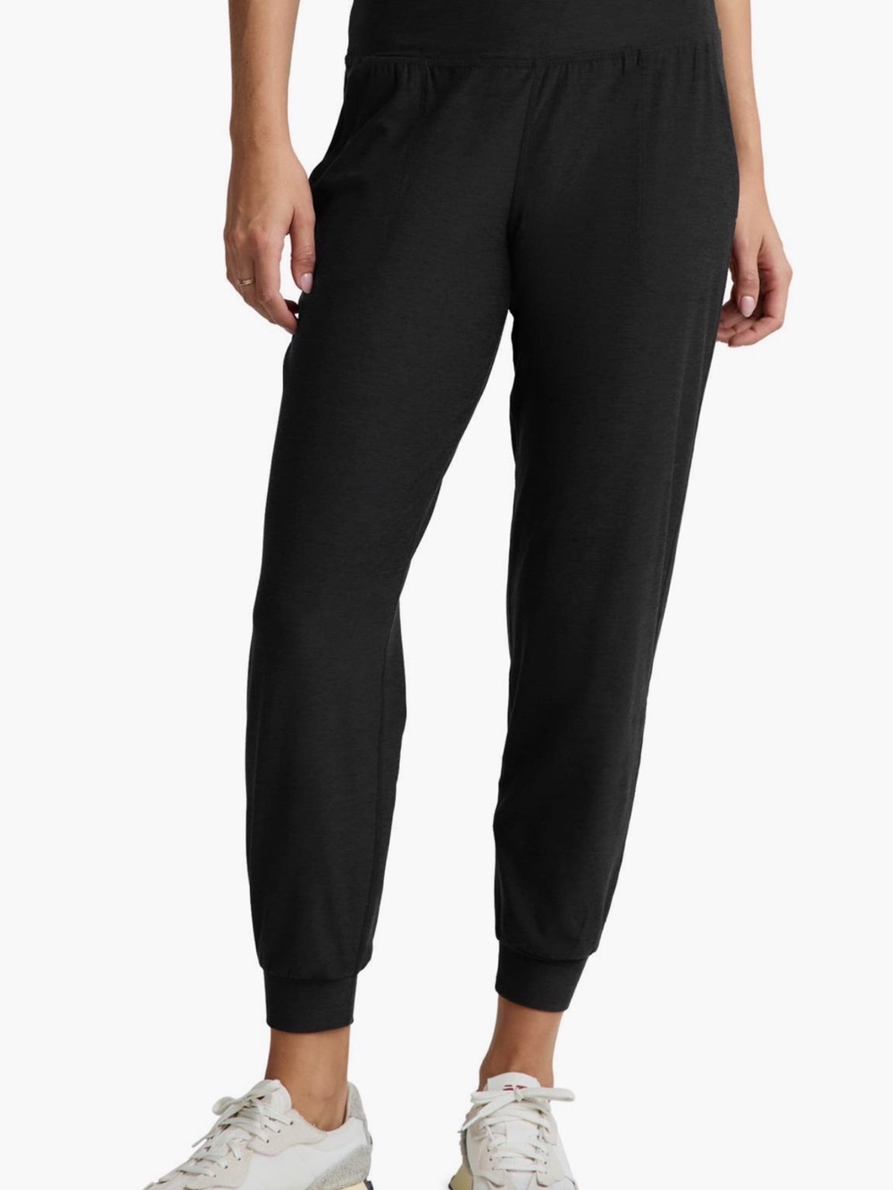 Beyond Yoga Black Women's Jogger Pants